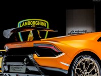 Lamborghini Huracan Performante 2018 hoodie #1309211