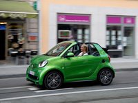 Smart fortwo Cabrio electric drive 2017 Longsleeve T-shirt #1310532