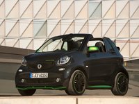 Smart fortwo Cabrio electric drive 2017 Poster 1310536