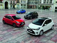 Toyota Yaris 2015 Mouse Pad 1312424