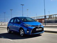 Toyota Yaris 2015 Mouse Pad 1312445