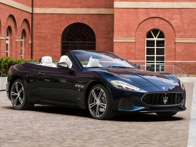 Maserati GranCabrio 2018 tote bag