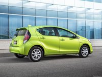 Toyota Prius c 2015 Poster 1313048