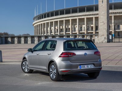 Volkswagen e-Golf 2015 Poster 1313624