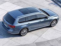 Volkswagen Passat Variant 2015 Poster 1313684