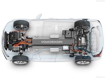 Volkswagen Cross Coupe GTE Concept 2015 Longsleeve T-shirt