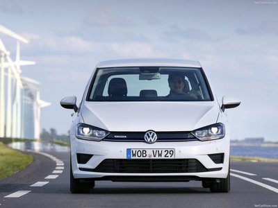 Volkswagen Golf Sportsvan TSI BlueMotion 2015 canvas poster