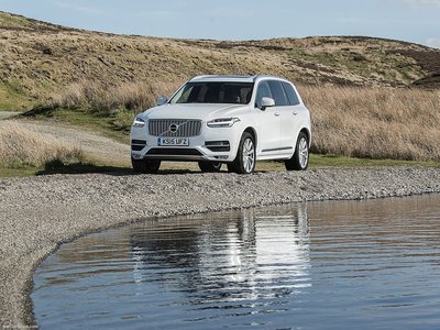 Volvo XC90 [UK] 2015 Poster with Hanger