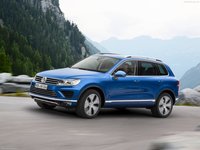 Volkswagen Touareg 2015 Poster 1316352