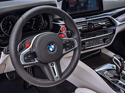 BMW M5 First Edition 2018 calendar