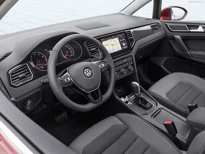 Volkswagen Golf Sportsvan 2018 poster