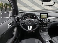 Mercedes-Benz B-Class E-CELL Plus Concept 2011 Poster 1319638