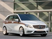 Mercedes-Benz B-Class E-CELL Plus Concept 2011 Mouse Pad 1319642