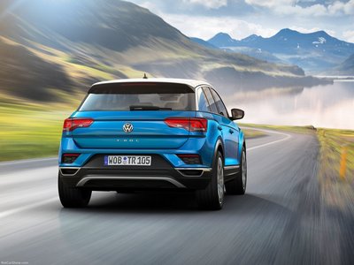 Volkswagen T-Roc 2018 poster