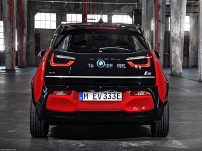 BMW i3s 2018 poster