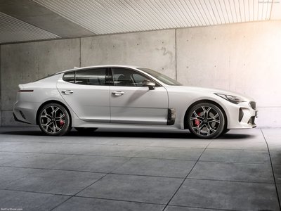 Kia Stinger 2018 puzzle 1323504