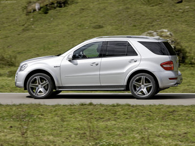 Mercedes-Benz ML63 AMG 10th Anniversary 2009 poster
