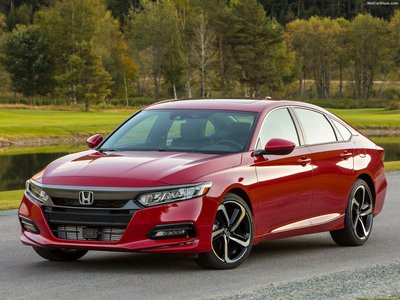 Honda Accord 2018 Poster 1325196