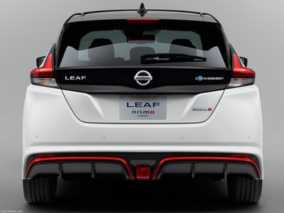 Nissan Leaf Nismo Concept 2017 metal framed poster