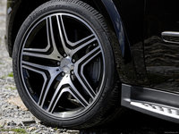 Mercedes-Benz ML63 AMG Performance Studio 2009 Mouse Pad 1325707