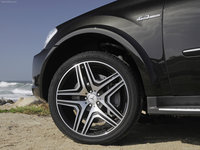 Mercedes-Benz ML63 AMG Performance Studio 2009 Mouse Pad 1325709