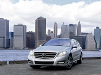 Mercedes-Benz R-Class 2011 Mouse Pad 1325811