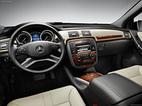 Mercedes-Benz R-Class 2011 Mouse Pad 1325876