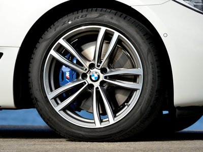 BMW 6-Series Gran Turismo 2018 stickers 1326163