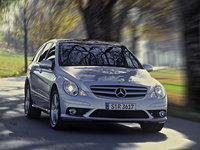 Mercedes-Benz R-Class AMG Styling 2006 Mouse Pad 1326583