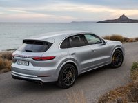 Porsche Cayenne Turbo 2018 Mouse Pad 1326609