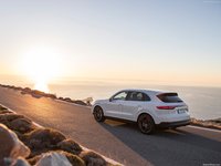 Porsche Cayenne 2018 Mouse Pad 1326922