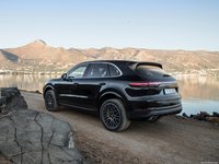Porsche Cayenne 2018 Mouse Pad 1326999
