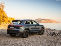Porsche Cayenne 2018 Poster 1327001