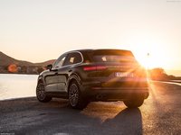 Porsche Cayenne 2018 hoodie #1327006