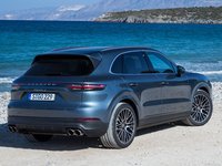 Porsche Cayenne 2018 Mouse Pad 1327054