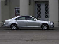 Mercedes-Benz S 600 Guard 2007 Longsleeve T-shirt #1327065