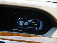 Mercedes-Benz S400 BlueHYBRID 2010 Mouse Pad 1328027