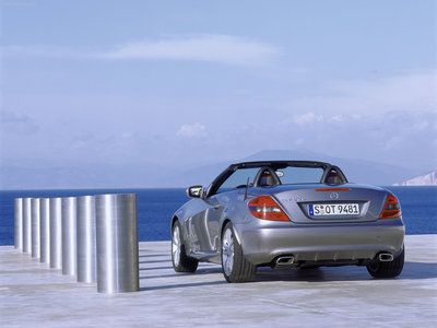 Mercedes-Benz SLK-Class 2008 Poster 1328303