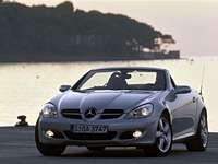 Mercedes-Benz SLK200 Kompressor 2005 Mouse Pad 1328890