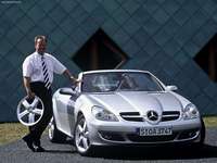 Mercedes-Benz SLK200 Kompressor 2005 Mouse Pad 1328893