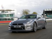 Nissan GT-R 2012 Poster 1333358