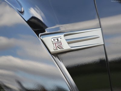 Nissan GT-R 2012 stickers 1333370