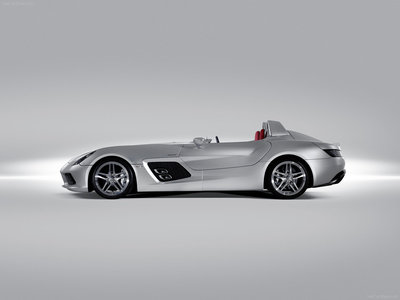 Mercedes-Benz SLR Stirling Moss 2009 Poster 1333684