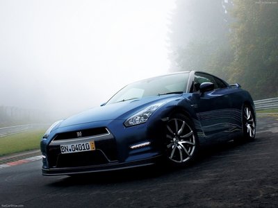 Nissan GT-R 2013 puzzle 1334156