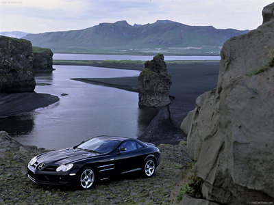 Mercedes-Benz SLR McLaren 2004 puzzle 1334541