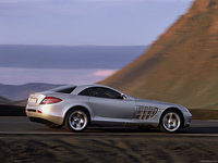 Mercedes-Benz SLR McLaren 2004 Mouse Pad 1334564
