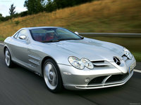 Mercedes-Benz SLR McLaren 2004 Longsleeve T-shirt #1334573