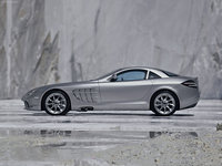 Mercedes-Benz SLR McLaren 2004 Mouse Pad 1334610