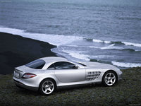 Mercedes-Benz SLR McLaren 2004 Longsleeve T-shirt #1334618