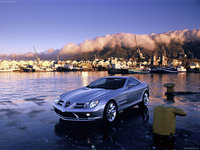 Mercedes-Benz SLR McLaren 2004 Mouse Pad 1334645